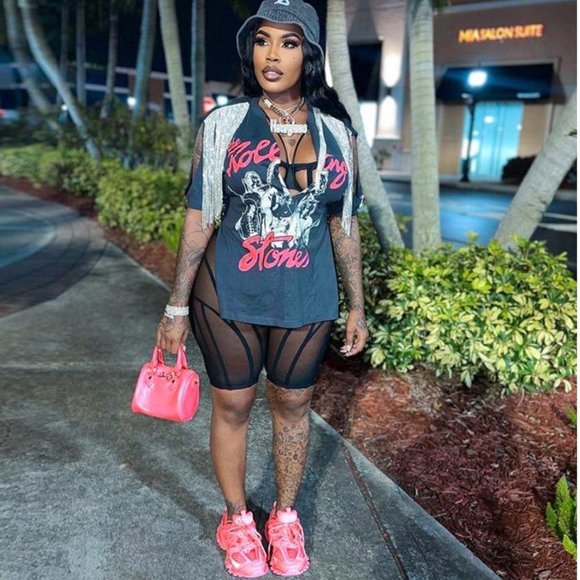 "Rolling" Distressed Graphic T-Shirt - Picture 2 of 2